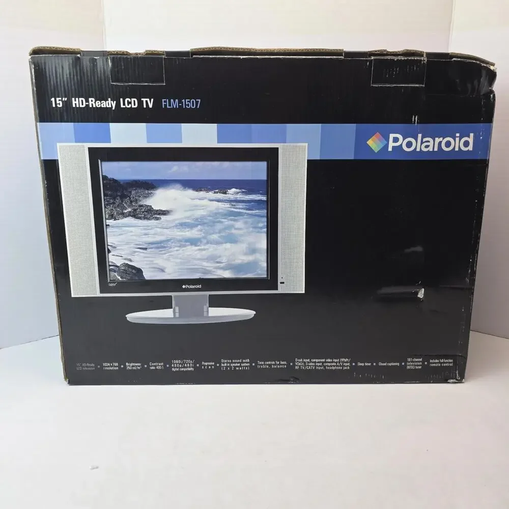 NEW TV POLAROID FLM-1507 HDTV 15” With original remote, power cord and box.